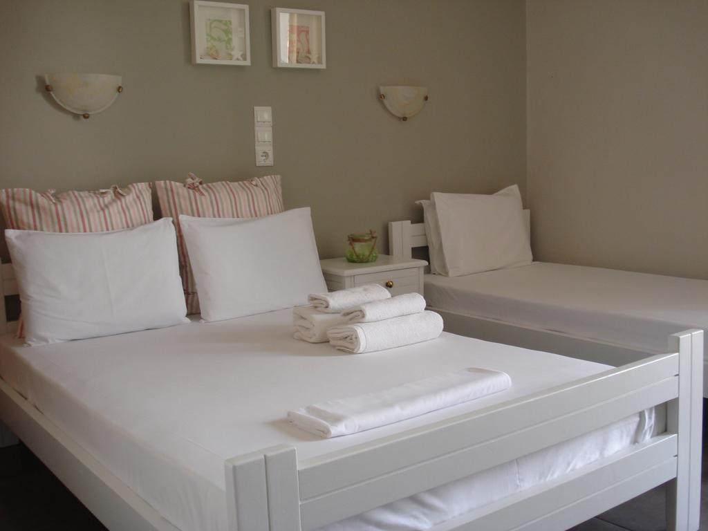 Kochili Apartments Neos Pirgos Room photo
